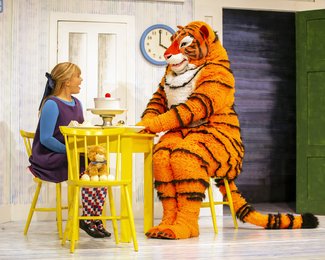 024_The Tiger Who Came To Tea_Pamela Raith Photography