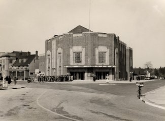Queuing round block